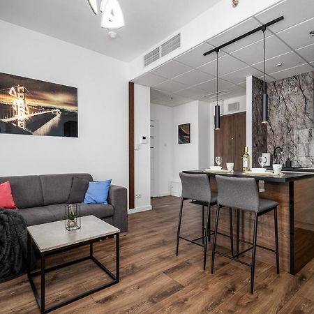 Apart D&K Free Parking Marcina Kasprzaka 29 Apartment Warsaw Exterior photo